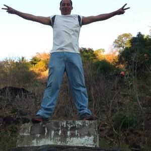 Meet your Posher, Guillermo